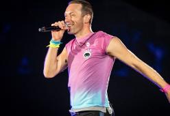Coldplay, fan truffata incontra Chris Martin: le regala 5 biglietti